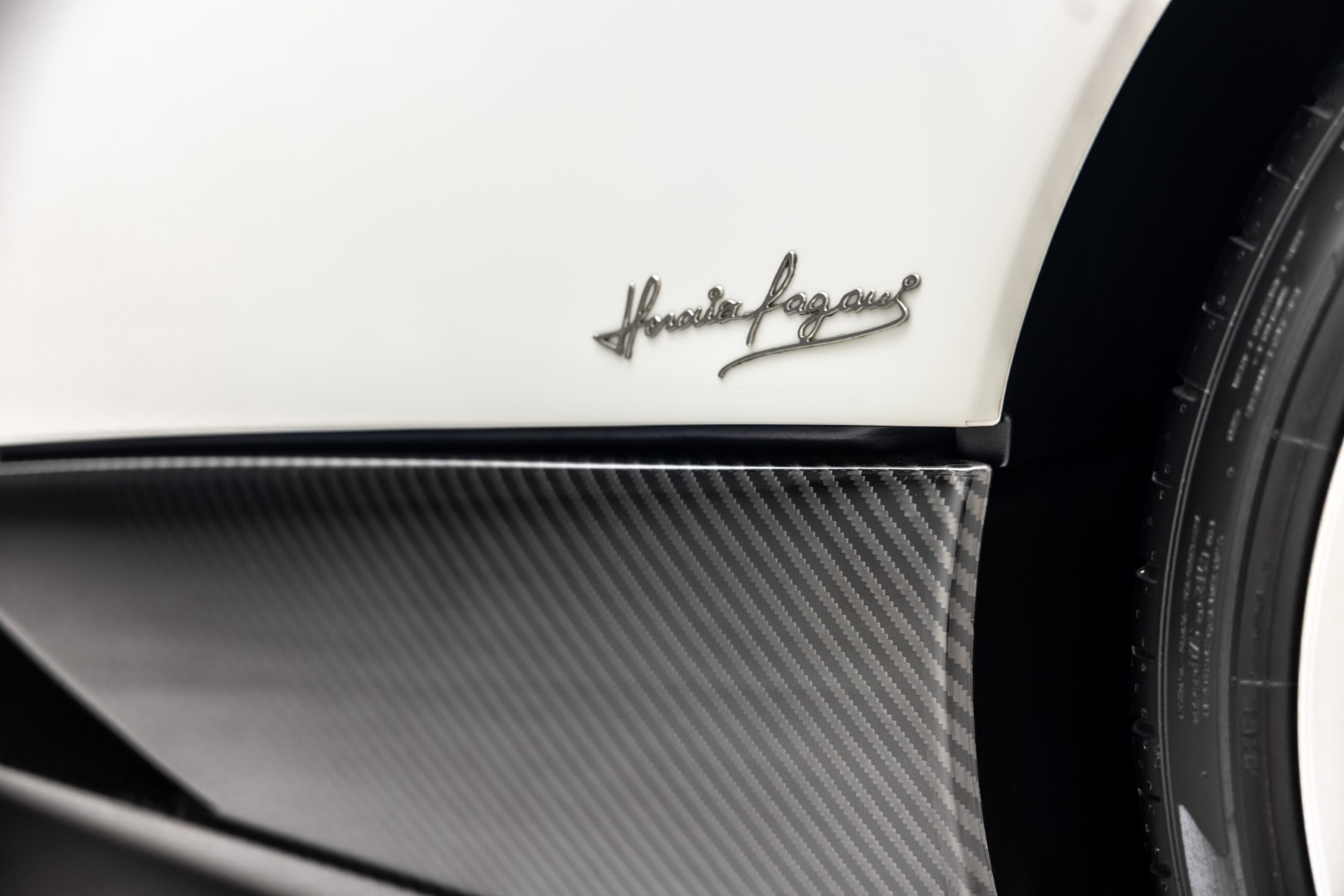 2018 PAGANI HUAYRA ROADSTER | 1 of 100 | UNIQUE PEARL WHITE COLOR